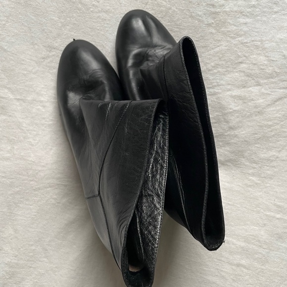 Marc By Marc Jacobs Lucite Plexi Heel Booties - Picture 8 of 16